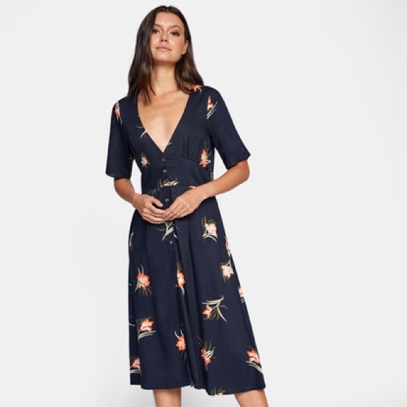 🔆RVCA🔆 AVENUE DRESS - Picture 8 of 12